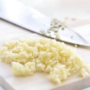 Urban Harvest Chopped Garlic Cut